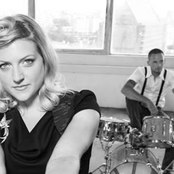 Laura Vane & The Vipertones