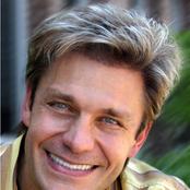 Vic Mignogna