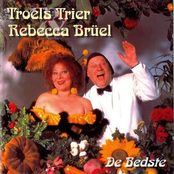 Bøf Med Løg by Troels Trier & Rebecca Brüel