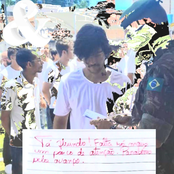 O Qu& R&sta Dos Santinhos