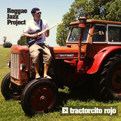 El tractorcito rojo