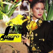 Me Estoy Volviendo Loca by Lucero