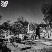 La Escena Está Muerta