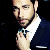 zachary levi