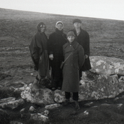 Clyde Water / Go From My Window