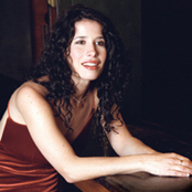 andrea menard