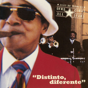 Afro-Cuban All Stars: Distinto, Diferente