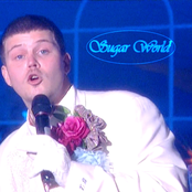 Sugar World (feat. Frederik Valentin)