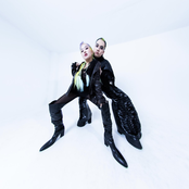 DO U (feat. Queen WA$ABII)