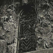 Under the Mirrors of Forgotten Kingdom