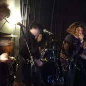 Lorde monocromicórnio (live)