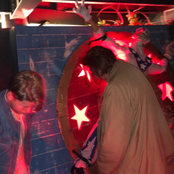 everything is falling off my walls and i have no energy to put it back in place (throwaway)