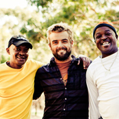 Xavier Rudd & Izintaba