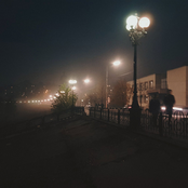 Jagdhunde zerrissen die Sonne