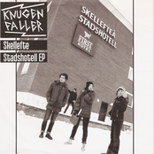 Skellefte Stadshotell Brinner by Knugen Faller