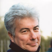 Ken Follett