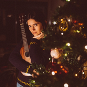 Sere's Fireplace Carols