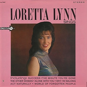 Loretta Lynn Sings