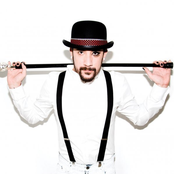 aj mclean