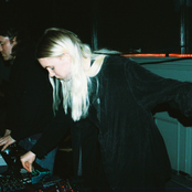 Puce Mary & Rodger Stella