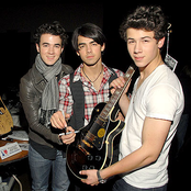 joe jonas, kevin jonas, nick jonas