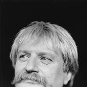 Adiemus, Karl Jenkins