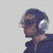 Emadj-Utan stjärnorna remix