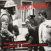 Die Demokratie muß gelegentlich in Blut gebadet werden