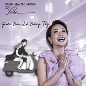 Giữa Đại Lộ Đông Tây (Live at XHTĐRLX)