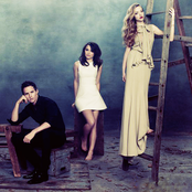 Eddie Redmayne, Amanda Seyfried & Samantha Barks