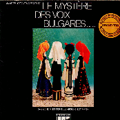 Le Mystere Des Voix Bulgares by Bulgarian State Television Female Choir [9 scrobbles]