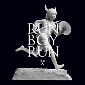 Woodkid: Run Boy Run