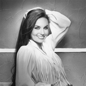 Crystal Gayle