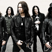 slash ft. myles kennedy and the conspirators