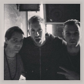 calvin harris & alesso feat. theo hutchcraft