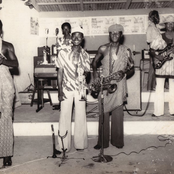 the apagya show band