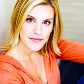 jenn colella