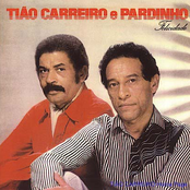 Canarinho Tá Chorando by Tião Carreiro E Pardinho