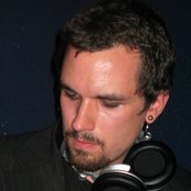 dj rekluse (corey devos)