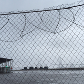 ピンクのブレスレット