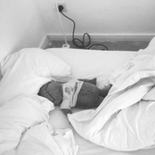 down with ghosts (Monotonik)