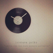 Emilia, olet vain kuva matkalla peilisaliin EP