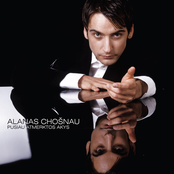 Pusiau atmerktos akys