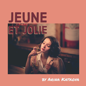 Jeune et Jolie