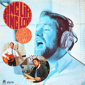 Sing Life, Sing Love