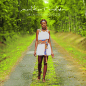 Malika Tirolien: Sur La Voie Ensoleillée