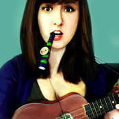 Elsa Rae: Plays Tiny Instruments