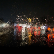 Regengeräusche im Auto zum Einschlafen