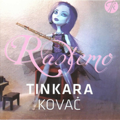 Čolnič by Tinkara Kovač