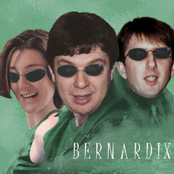 Les Bernardo